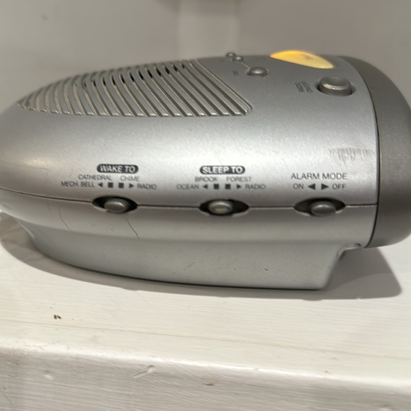 Timex T233G Alarm Clock Radio Nature Sounds Tested fully functional Retro - Picture 4 of 6